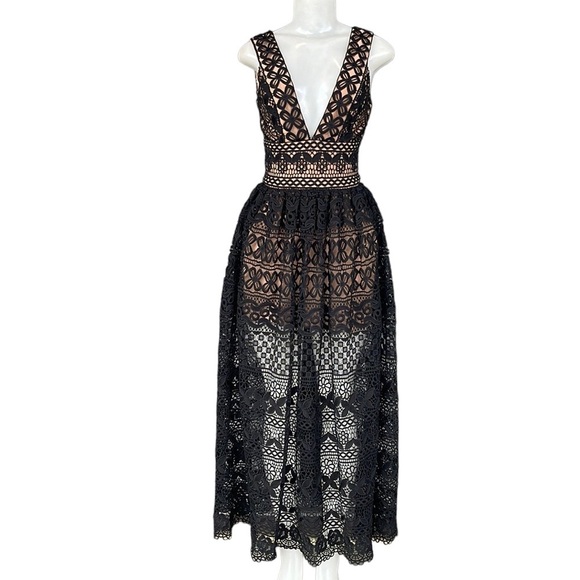 City Boutique Lace Dress Size S - Picture 1 of 13